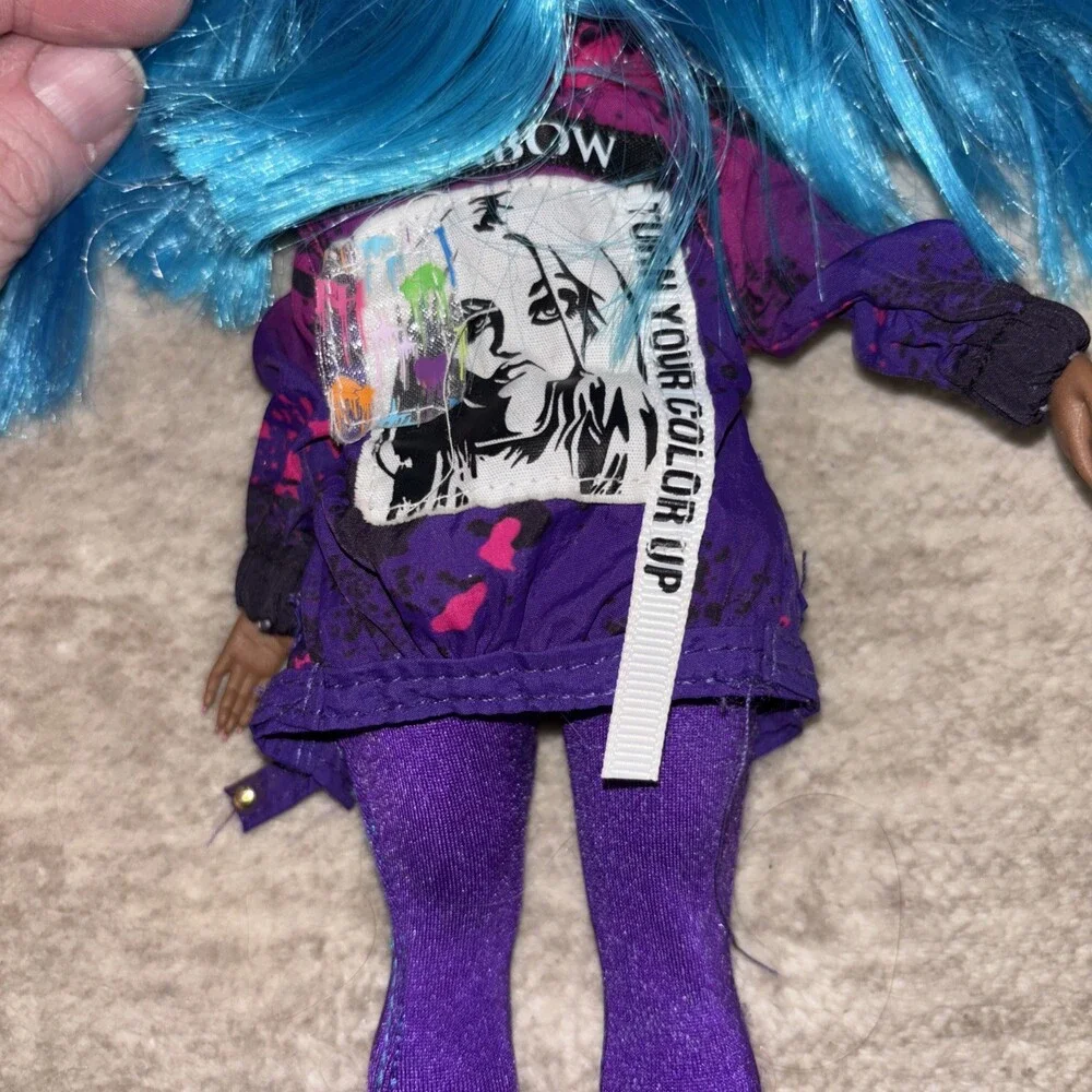 Lol Surprise OMG Chillax Fashion Doll Series 3 Blue Hair - Picture 5 of 6